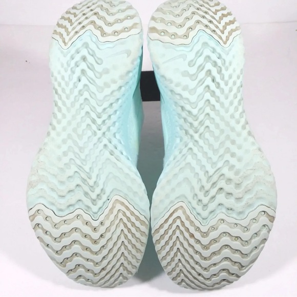 Epic React Flyknit 2 Teal Tint Women's 9.5 Running. - Picture 7 of 11